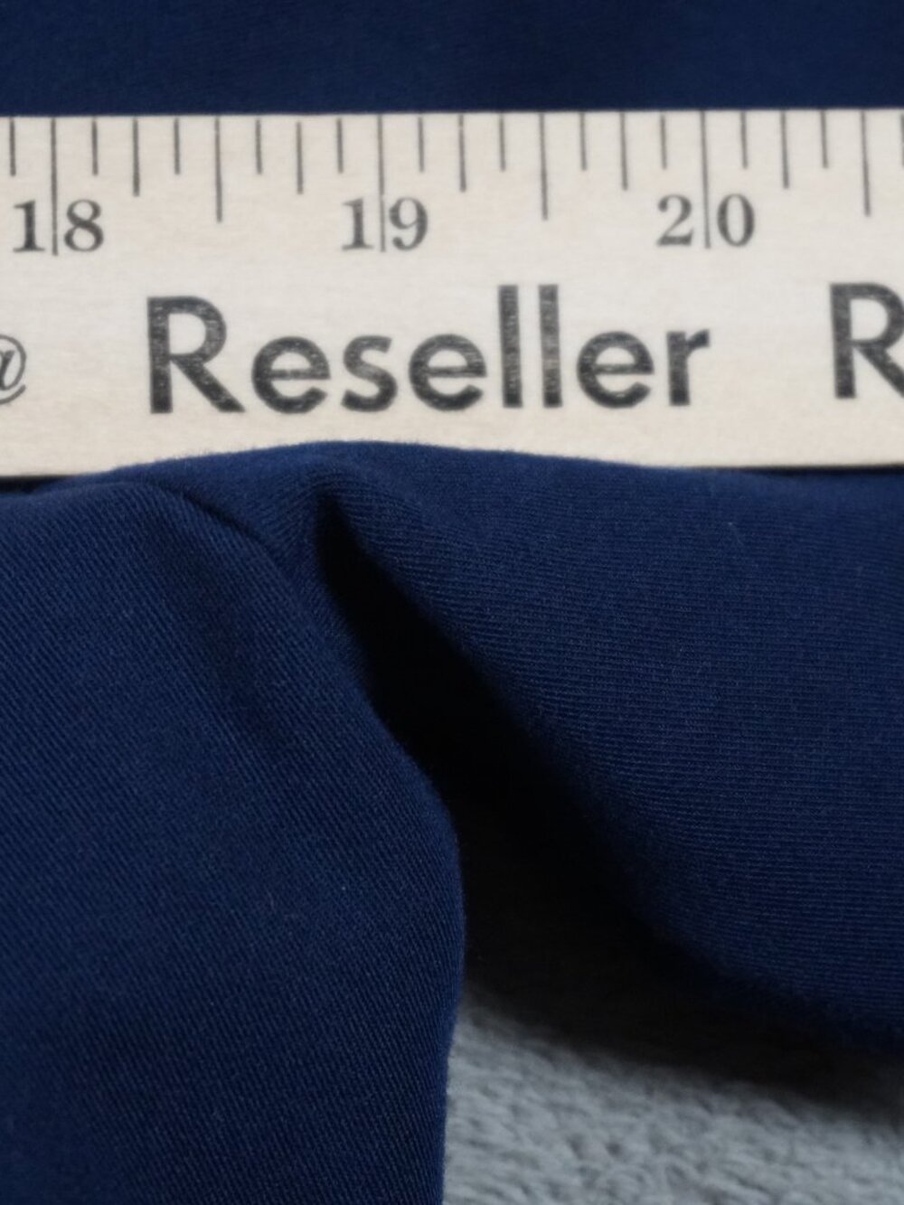 Figs Navy Sydney Scrub Jacket in Small - Picture 13 of 16